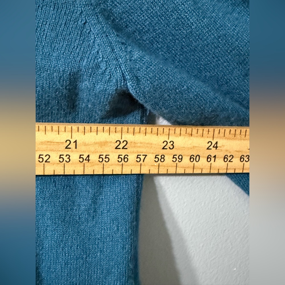Greyson Golf Cheyenne V-Neck Sweater Orca Blue Merino Wool Blend Mens Size L - Picture 8 of 8